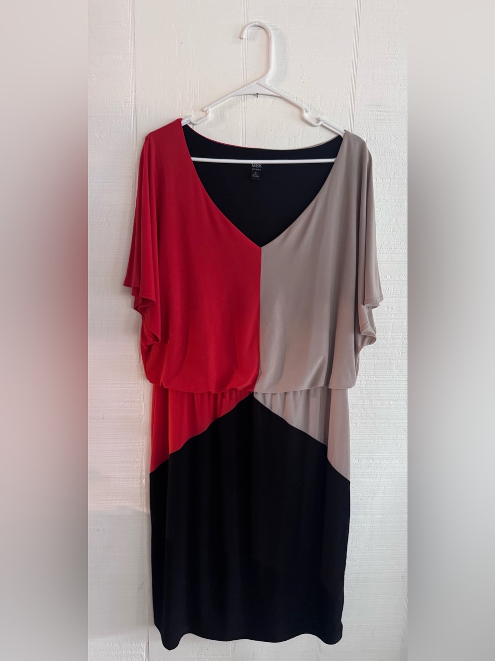 MSK Colorblock V-Neck Midi Dress - Red, cream & Black